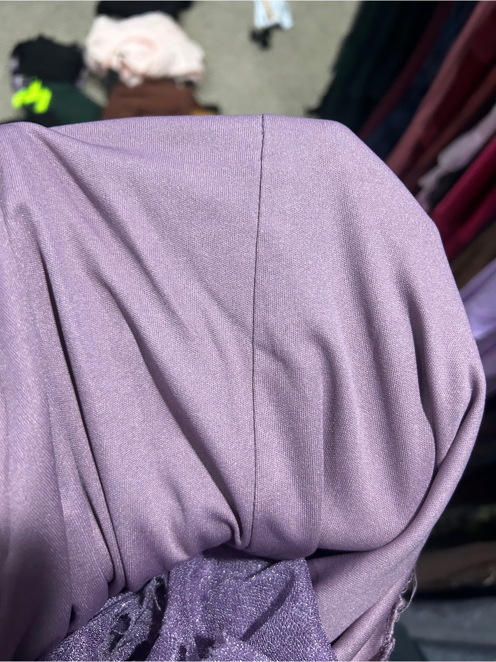 Elegant Lavender Long-Sleeve Evening Gown - Picture 5 of 7
